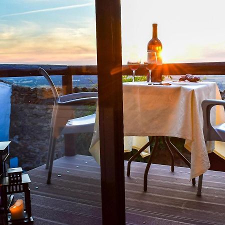 Casa D' Santiago Guest House Монсарас Екстериор снимка