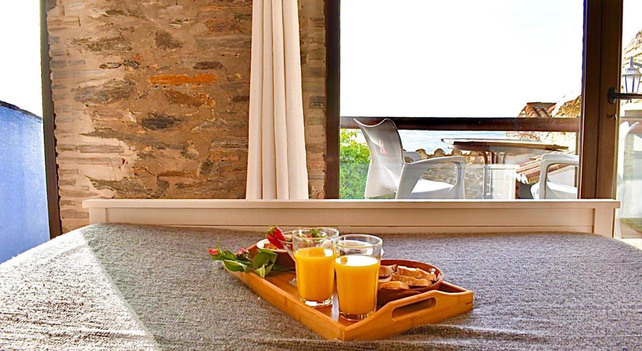 Casa D' Santiago Guest House Монсарас Екстериор снимка