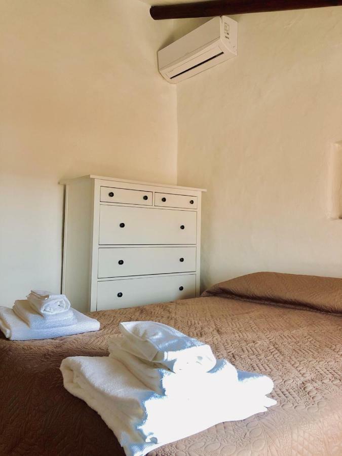 Casa D' Santiago Guest House Монсарас Екстериор снимка